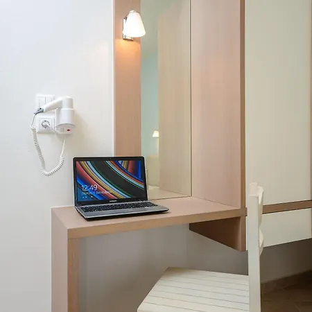 Irini Apartment *