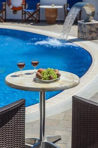 Irini * Agia Anna (Naxos)