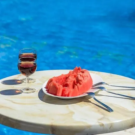 Irini * Agia Anna (Naxos)